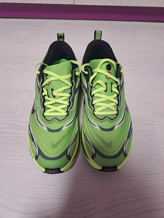 Мъжки маратонки   Nike Vomero Plus Ekiden Pack Volt