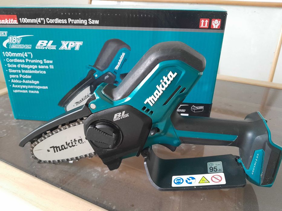 Makita Duc101 Fierastrau