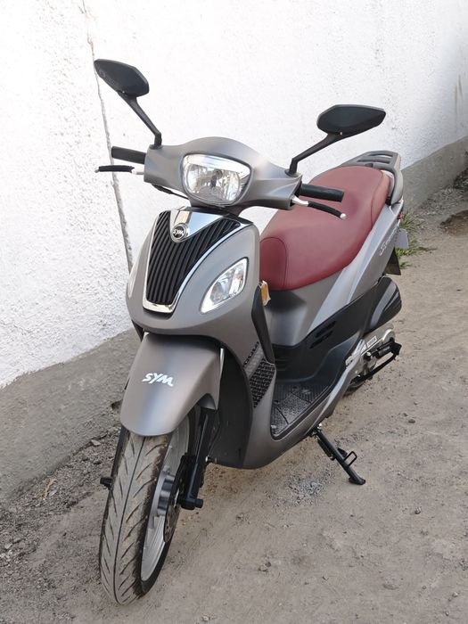 Продаю скутер Sym Symphony 50S новый 49.9 куб