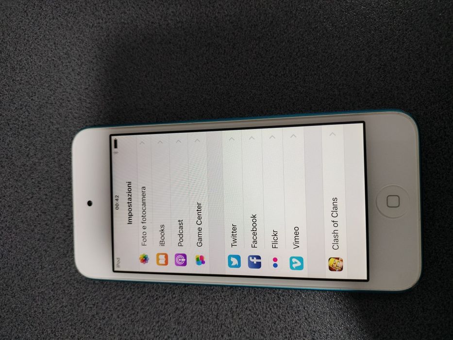 Ipod Touch gen. 5, Multi-Touch IPS Retina Display, Capacitate: 32GB