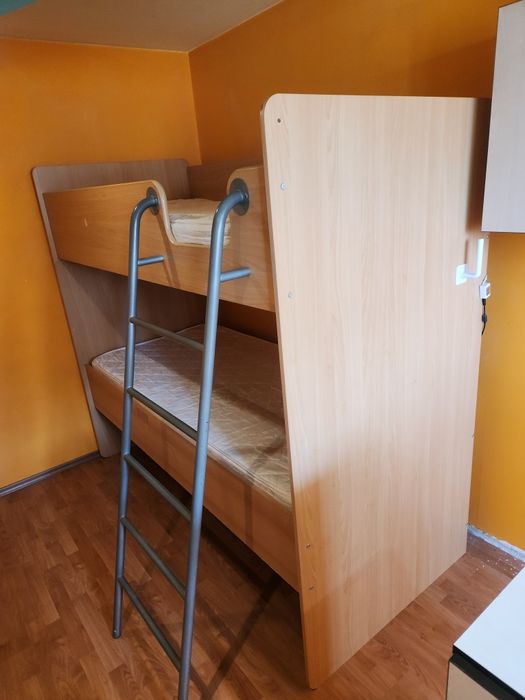 Двойно легло с матраци