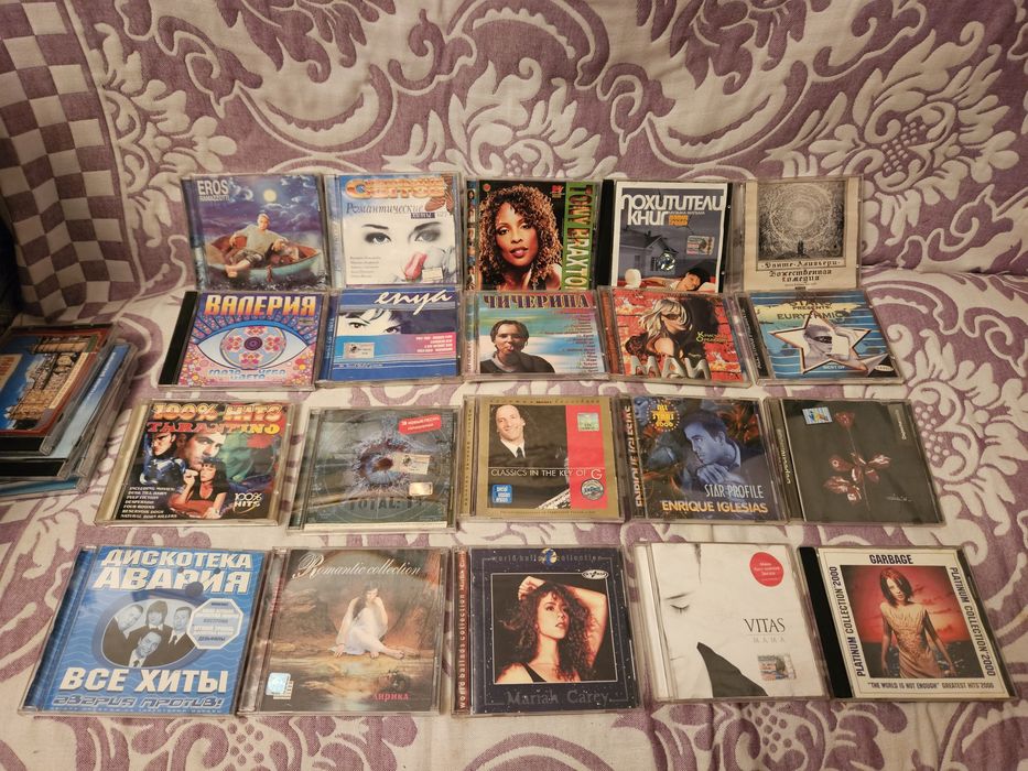 CD диски музыкальные по 450 тенге