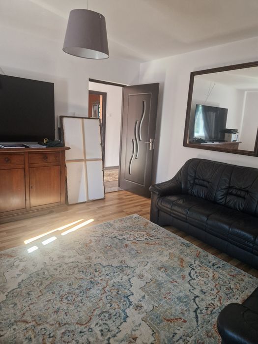Casa de vanzare  plus vad comercial plus 3000mp Cristesti,  Pascani ,IasiE 85, 100.000 euro negociabil,nr.tel0764842630