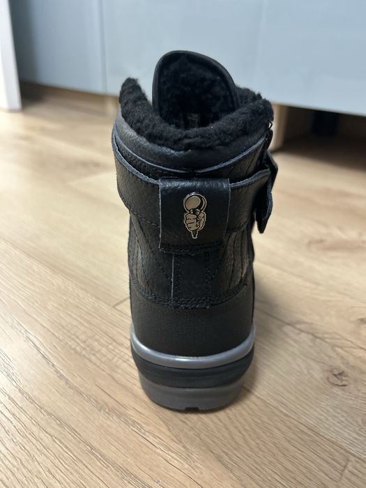 Мъжки  зимни  боти