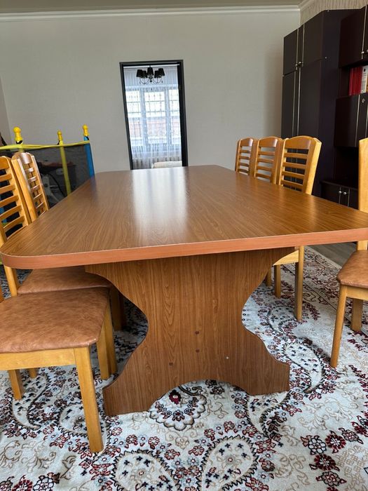 Продам стол со стульями