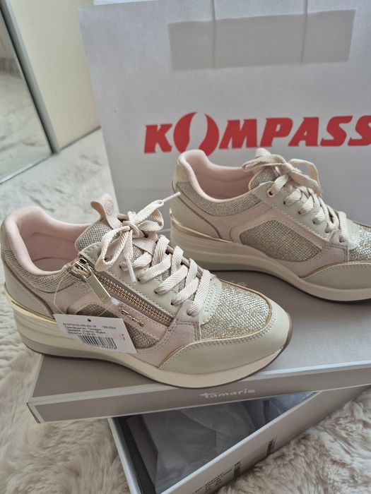 Чисто нови дамски обувки Tamaris номер 36