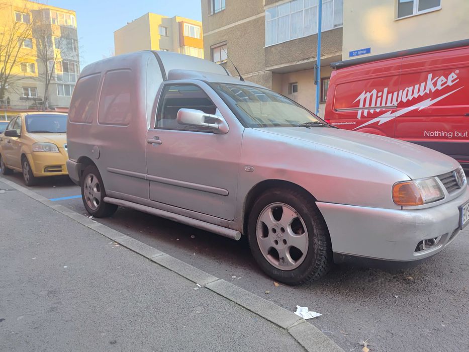 Volkswagen Caddy / 2002 / 1.9 TDI / 90 CP