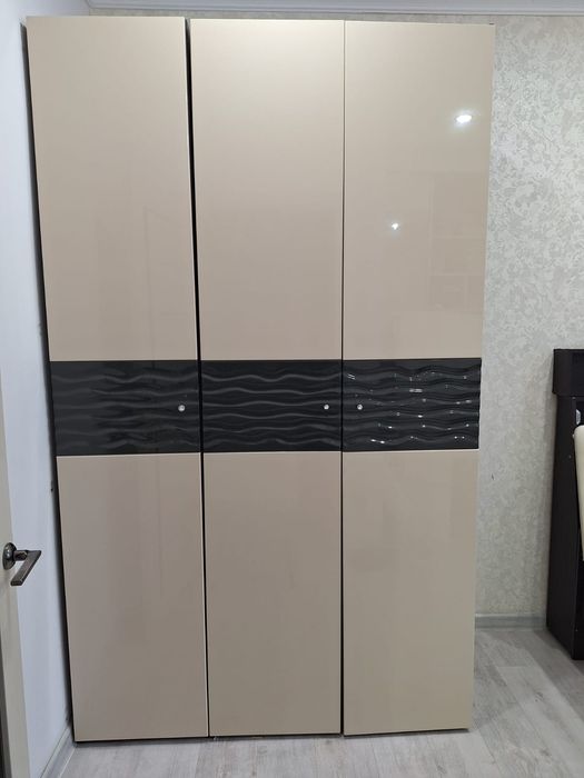 Шкаф продам срочна