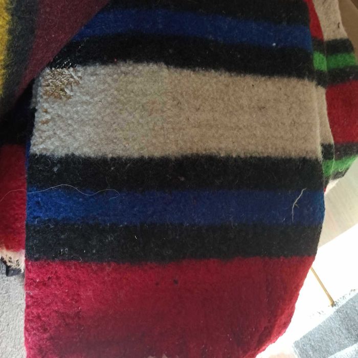 Кичени халища, пъстри козяци и  китеник !