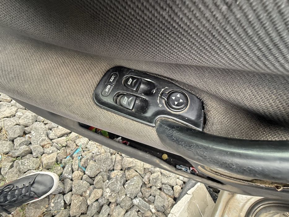 Alfa Romeo 147 1.9 115кс  на части