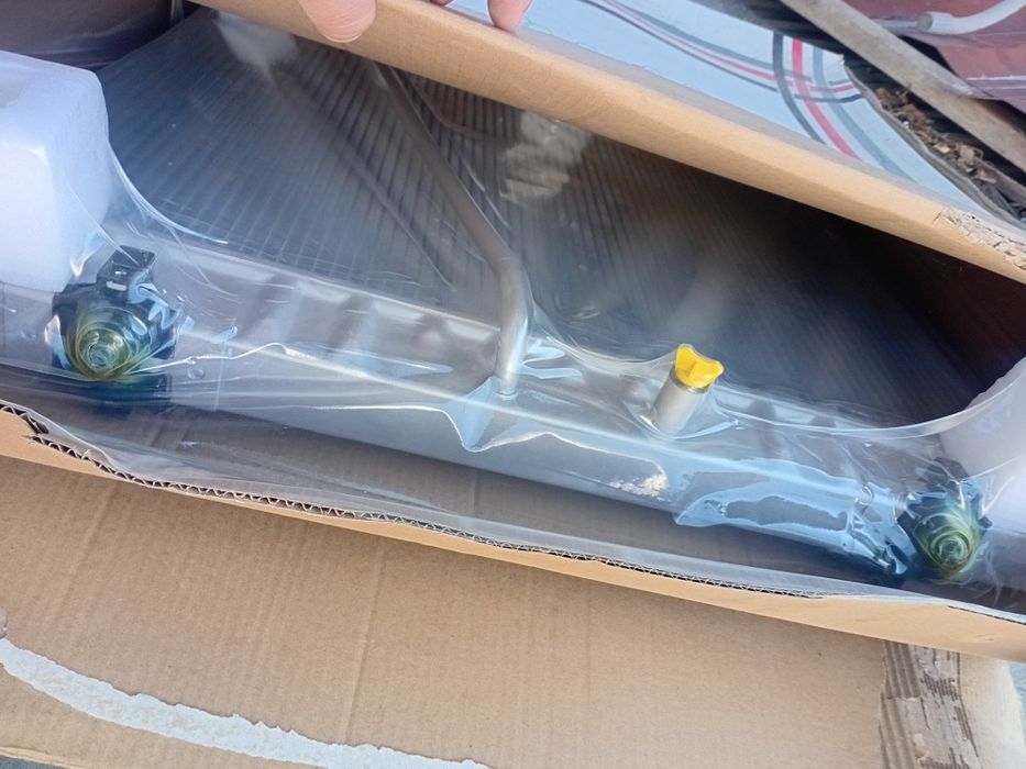 Радиатор Тойота Хайс 2.5 дизель