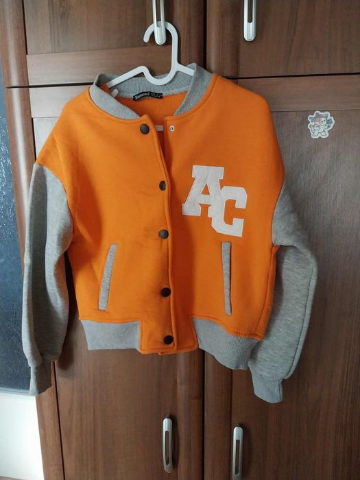 Vind hanorace de copii.