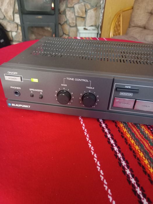 Усилвател Blaupunkt произведен в Япония