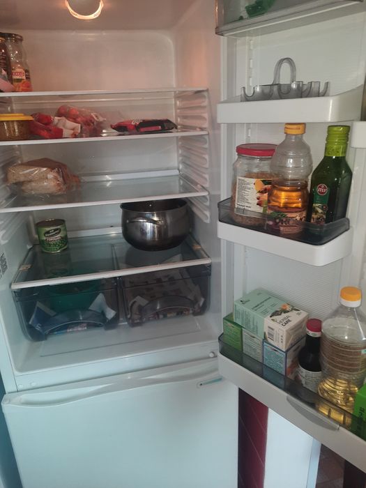 Продам холодильник атлант