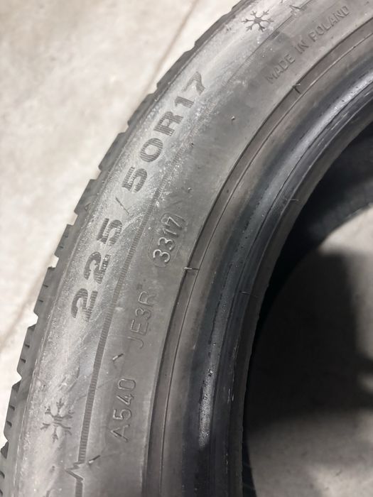 Продавам 225/50R17 и 205/55R16