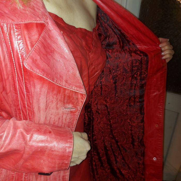 Дамско кожено манто