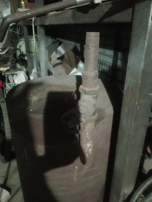 Продам бак металлический