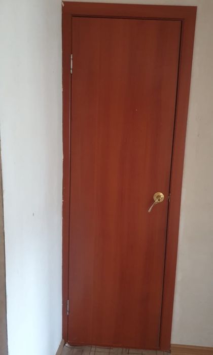 Продам двери межкомнатные