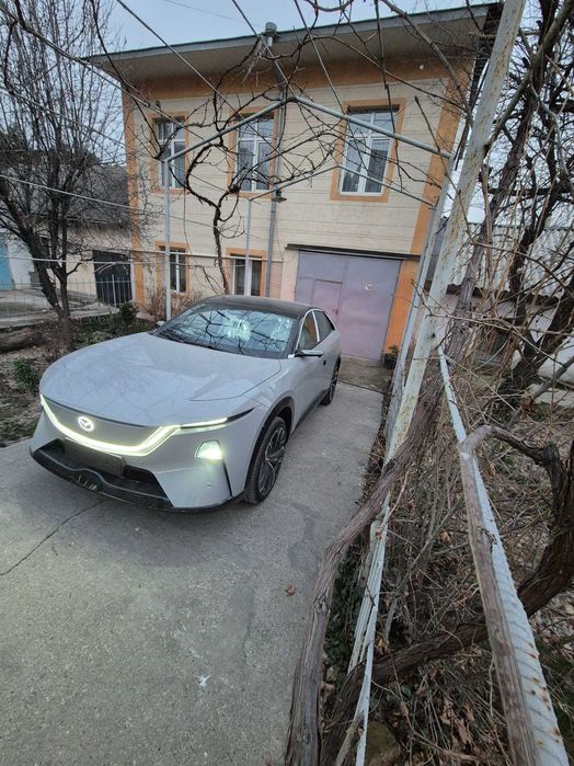 Mazda EZ-60 2025 Hybrid  200 Max