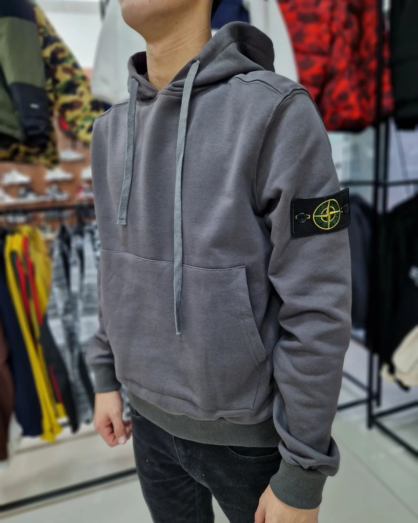 Как отличить подделку Stone Island от оригинала