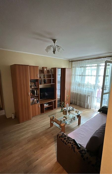 Bucuresti Piata Sudului Strada Secuilor 2 semidecomandate 105000 euro