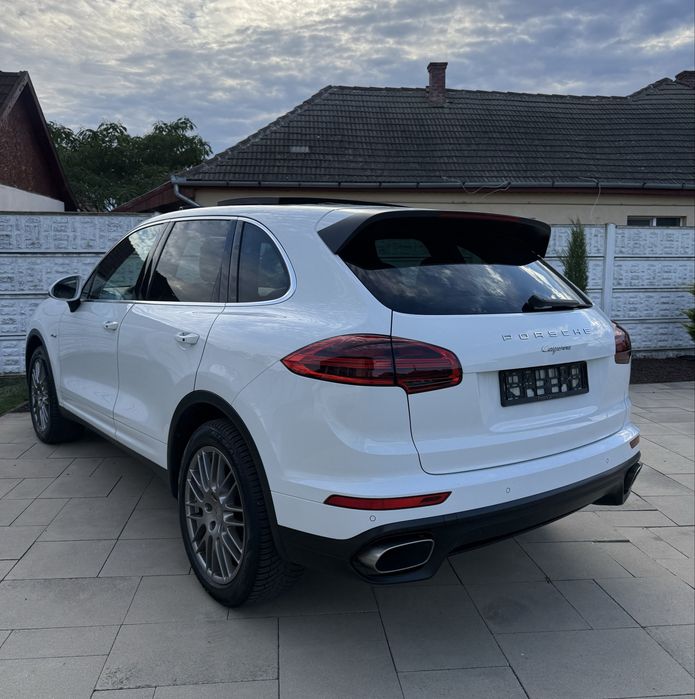 PORSCHE Cayenne 2015 — imagine 3