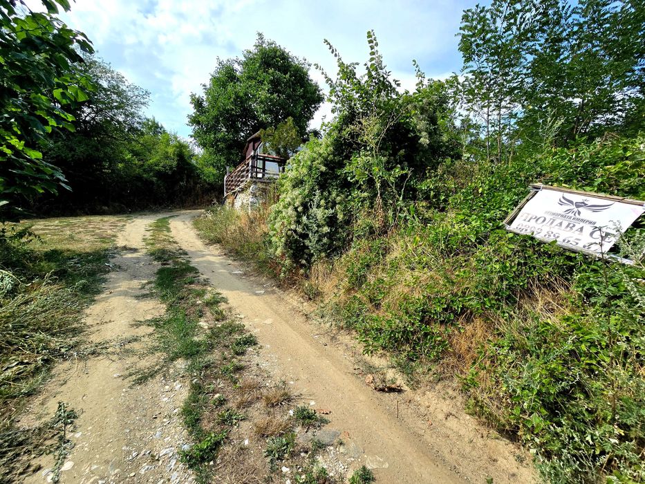 Продавам парцел УПИ 74кв село Лясково общ.Асеновград на път