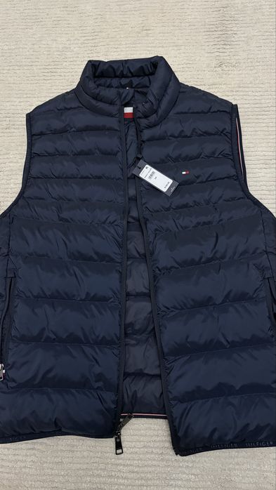 жилетка tommy hilfiger