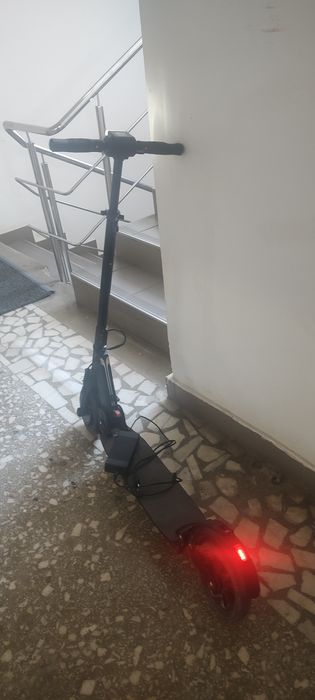 Vând Trotineta electrica E-TWOW