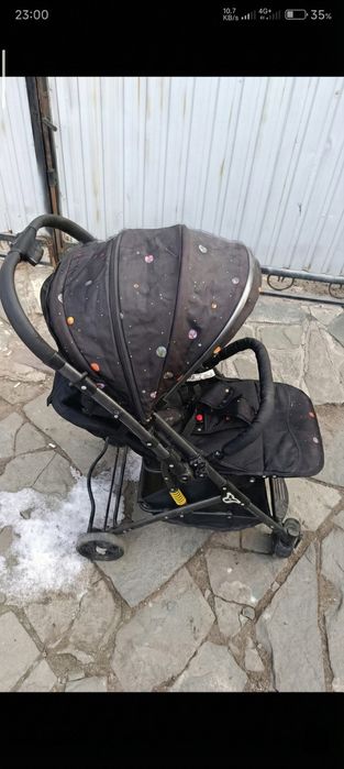 Коляска прогулочная