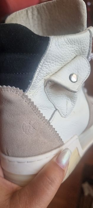 Sneakers din piele