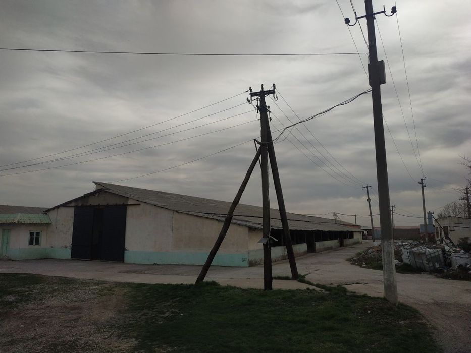 Нежелой ер сотилади Кибрай Байткургое