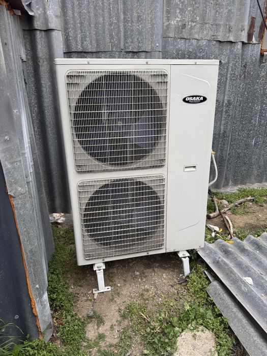 Колонен климатик osaka