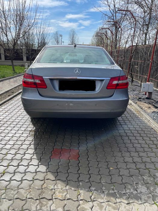 MERCEDES-BENZ E-Class 2010 — imagine 3