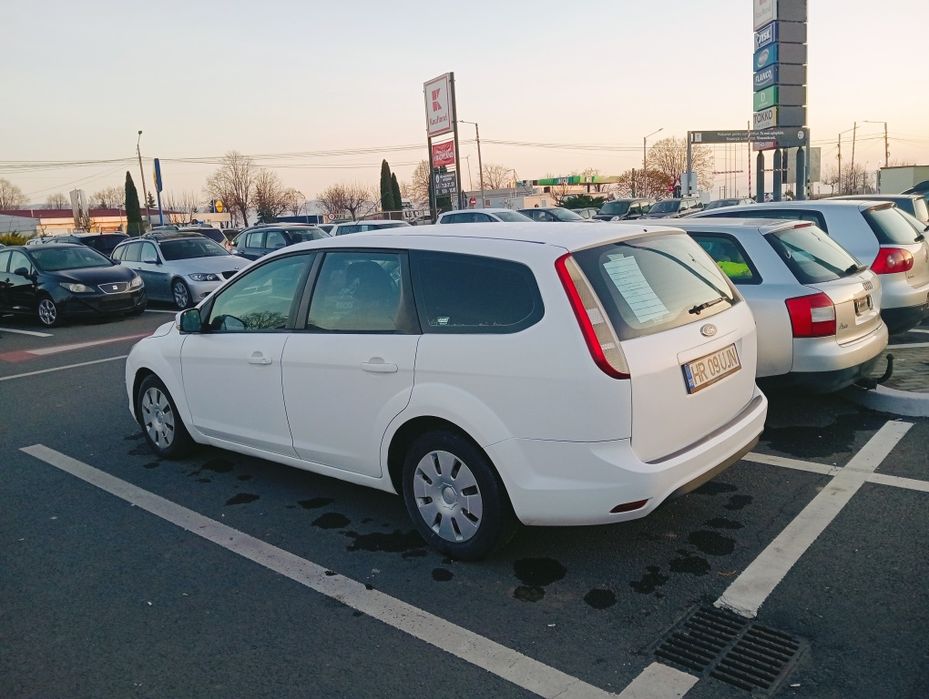 Ford focus 2 break facelift 2009 1.4 benzina