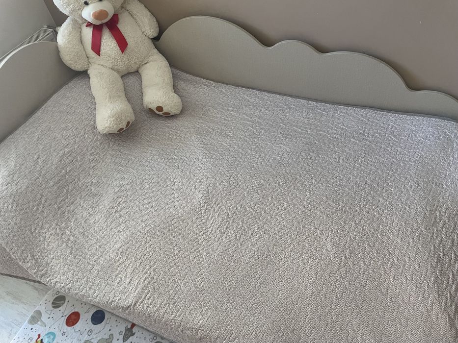 Легло облаче персон и половина