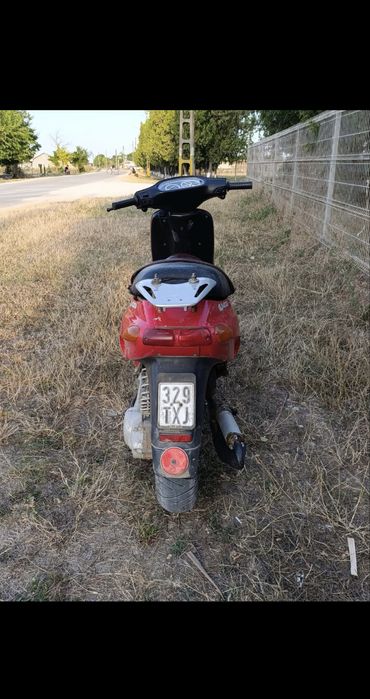 Vand scuter piaggio 80cc