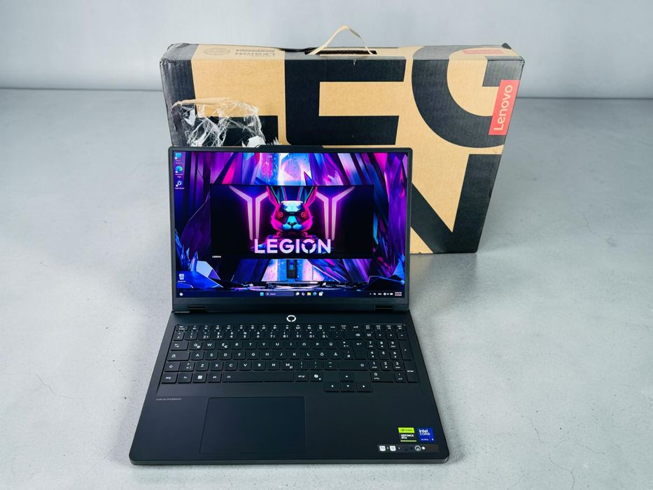 Lenovo Legion Pro 5 16" WQXGA 2560x1600 OLED 165Hz Intel 24-core Ultra 9 275HX 32GB RAM 1TB SSD GeForce RTX 5070 DLSS4