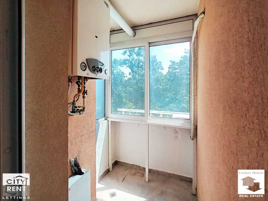 Дава се под наем Тристаен апартамент в Велико Търново, Център - 82 кв.м за 410 € - Снимка #8