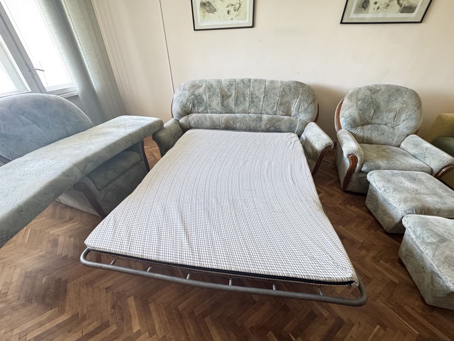 Диван с кресла, запазени