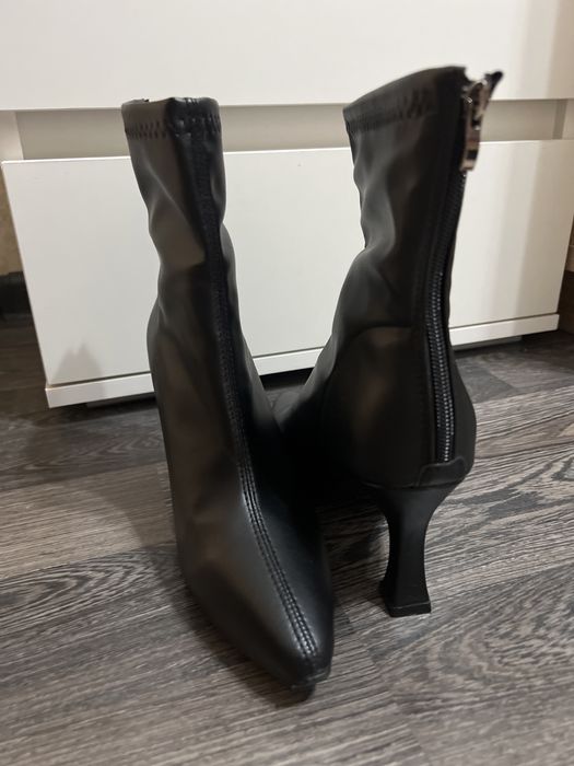 Новые полусапожки 36 рр