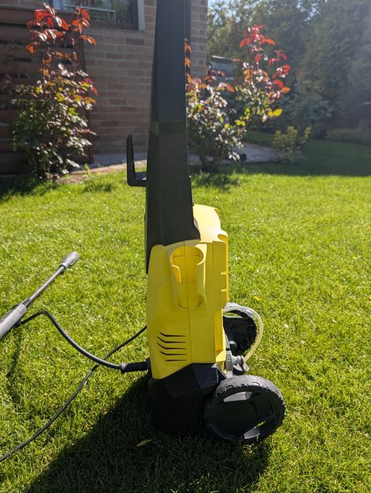 Karcher K3 cu accesorii pentru pavele și turbojet