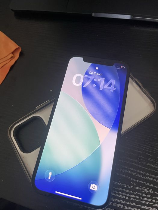 Продам айфон 12 iphone