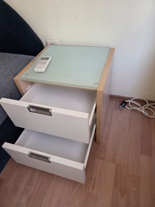 Комплект за нощни шкафчета