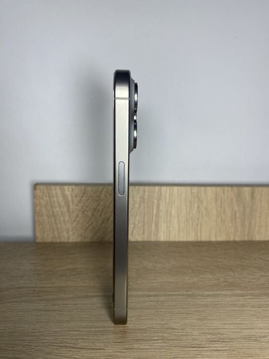 КАТО НОВ Iphone 15 pro 100% 128bg