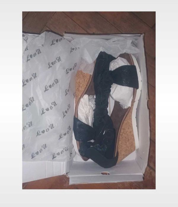 Floral black sandals