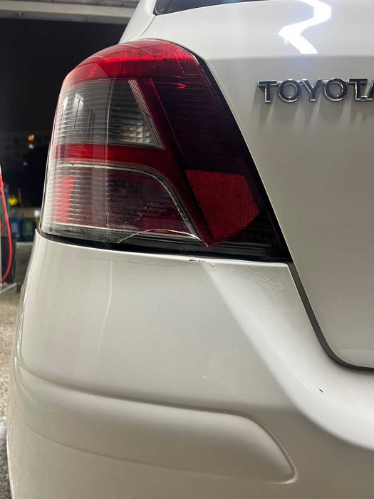TOYOTA Yaris 2010 — imagine 4