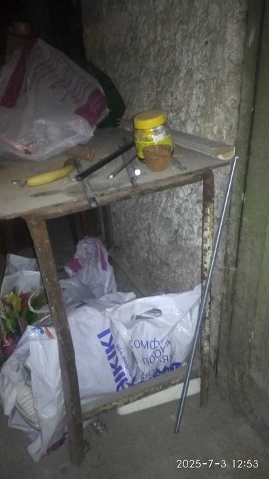 Столярный стол, Суюнбая Рыскулова