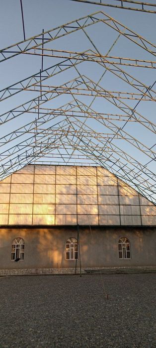 Tom Naves parnik va курамиз