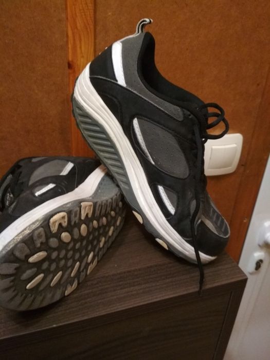 Зимни ботуши, три броя